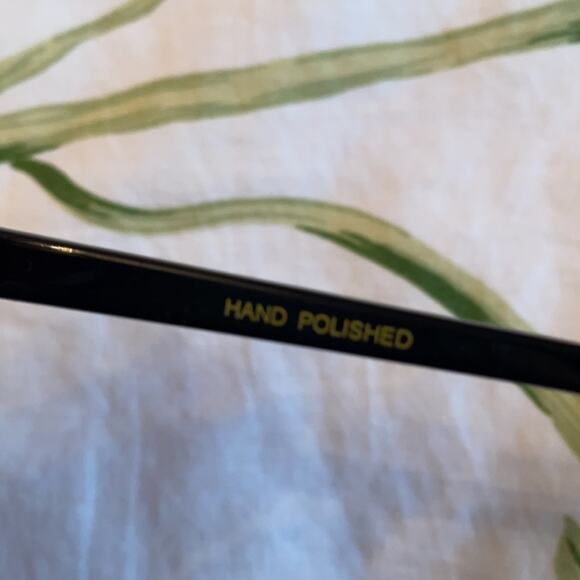 Blue cheetah sunglasses - Picture 3 of 4